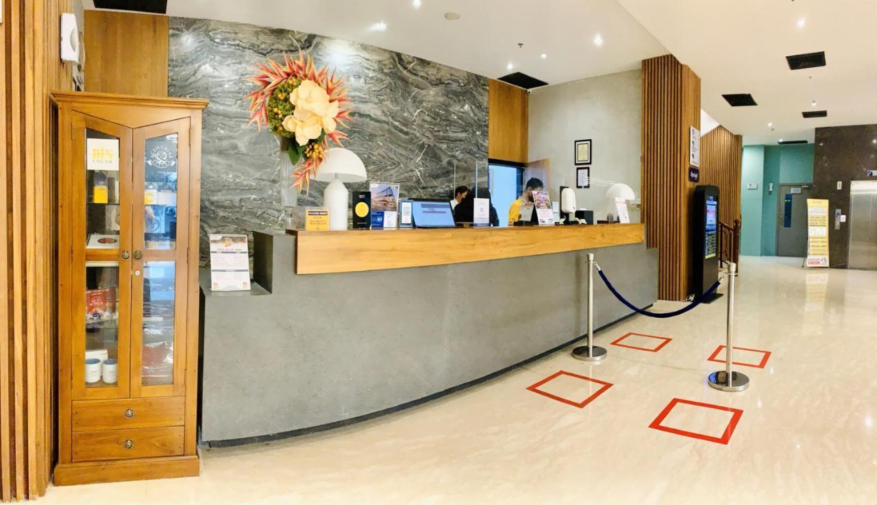 Kyriad Hotel Muraya Aceh Banda Aceh Zewnętrze zdjęcie