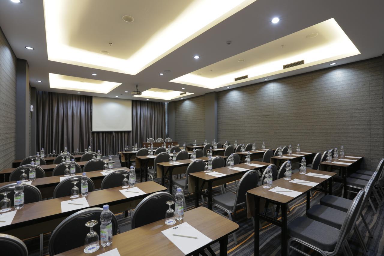 Kyriad Hotel Muraya Aceh Banda Aceh Zewnętrze zdjęcie