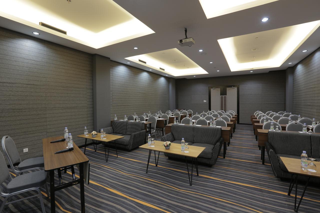 Kyriad Hotel Muraya Aceh Banda Aceh Zewnętrze zdjęcie