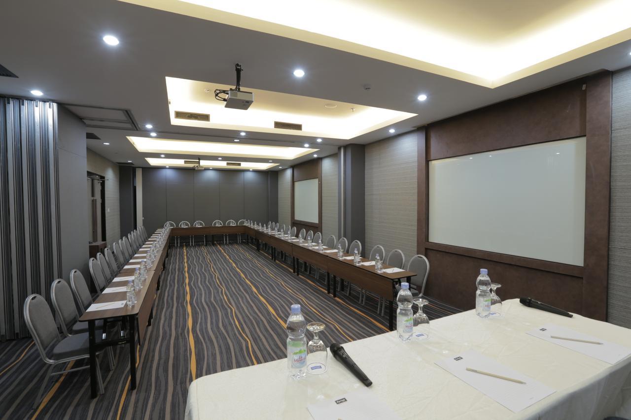 Kyriad Hotel Muraya Aceh Banda Aceh Zewnętrze zdjęcie